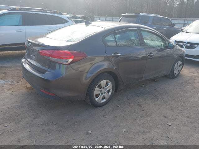 3KPFL4A78JE180941 KIA FORTE LX