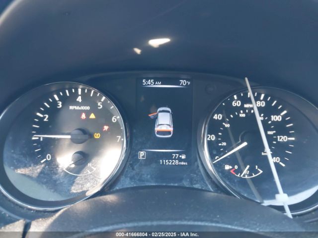 JN1BJ1CP8JW101406 Nissan Rogue Sport S