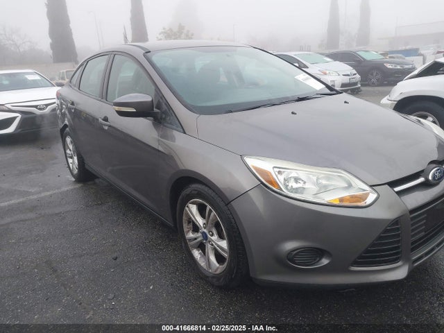 1FADP3F23EL391177 Ford FOCUS SE