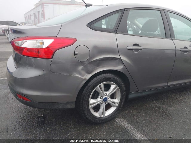 1FADP3F23EL391177 Ford FOCUS SE