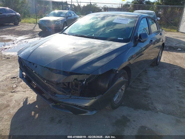 KMHLL4DG9RU723012 Hyundai ELANTRA SE