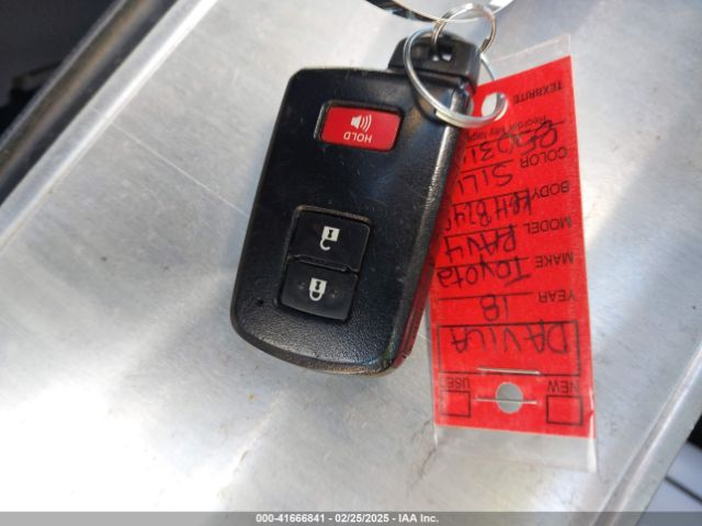 2T3WFREV7JW415248 Toyota Rav4 Adventure/xle