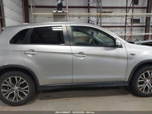 JA4AR3AW5JZ035509 Mitsubishi Outlander Sport 2.4 Se