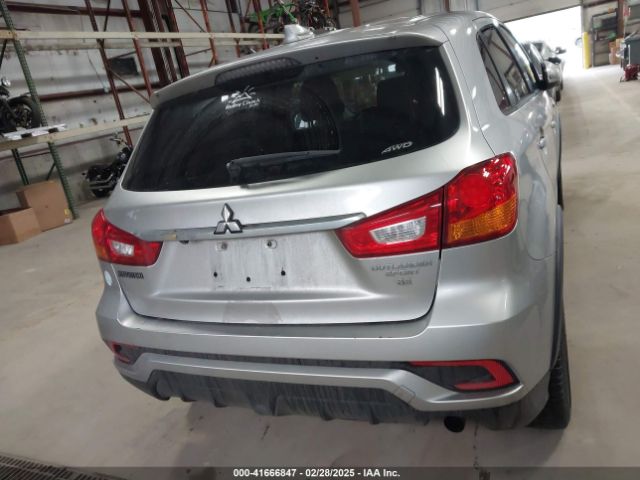JA4AR3AW5JZ035509 Mitsubishi Outlander Sport 2.4 Se