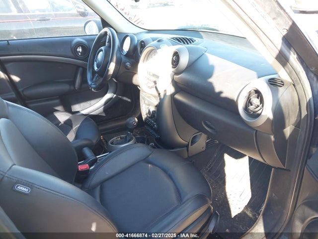 2011 MINI COOPER S COUNTRYMAN WMWZC5C54BWL55124 Photo 4