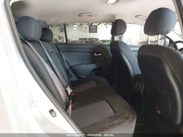 KNDPBCAC0F7693994 KIA Sportage Lx