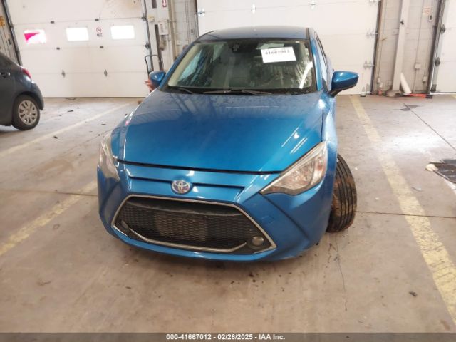 3MYDLBYV4KY510172 Toyota YARIS LE