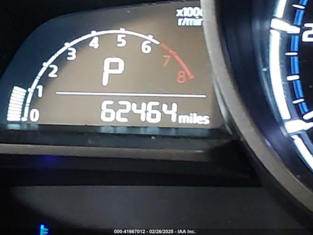 3MYDLBYV4KY510172 Toyota YARIS LE