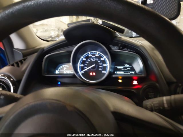 3MYDLBYV4KY510172 Toyota YARIS LE