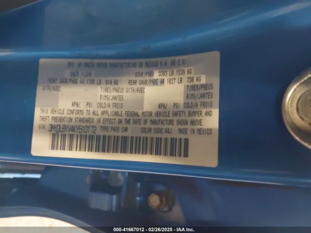 3MYDLBYV4KY510172 Toyota YARIS LE