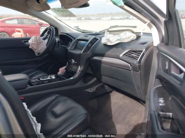 2FMPK3K92LBA55909 Ford Edge Titanium