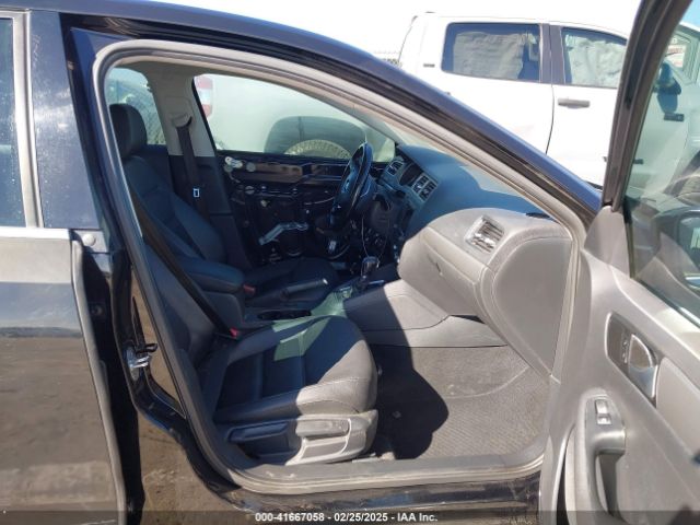 3VWDB7AJXHM235779 Volkswagen Jetta 1.4t Se