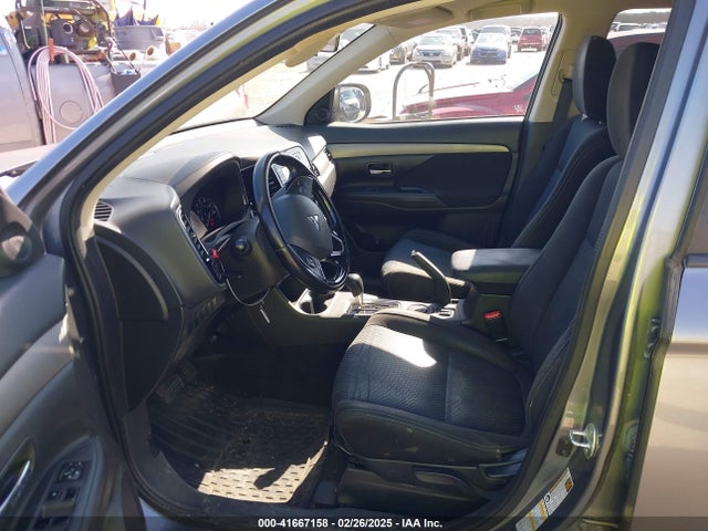Mitsubishi Outlander Se 2016 JA4AD3A30GZ033406 Image 12