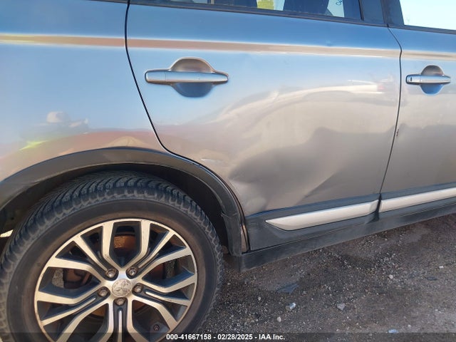 Mitsubishi Outlander Se 2016 JA4AD3A30GZ033406 Image 16