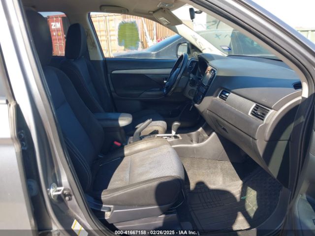 2016 MITSUBISHI OUTLANDER JA4AD3A30GZ033406 Photo 4