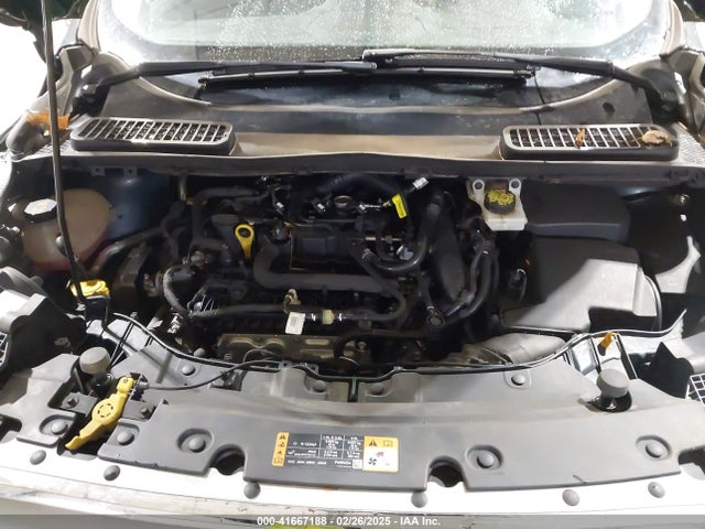 1FMCU9GDXKUA54699 Ford ESCAPE SE