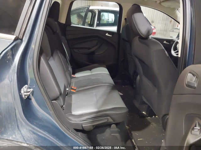 1FMCU9GDXKUA54699 Ford ESCAPE SE