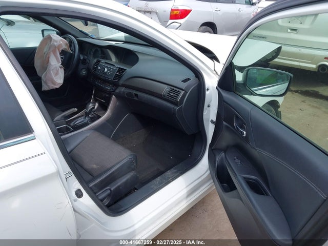 1HGCR2F52HA171244 Honda Accord Sport