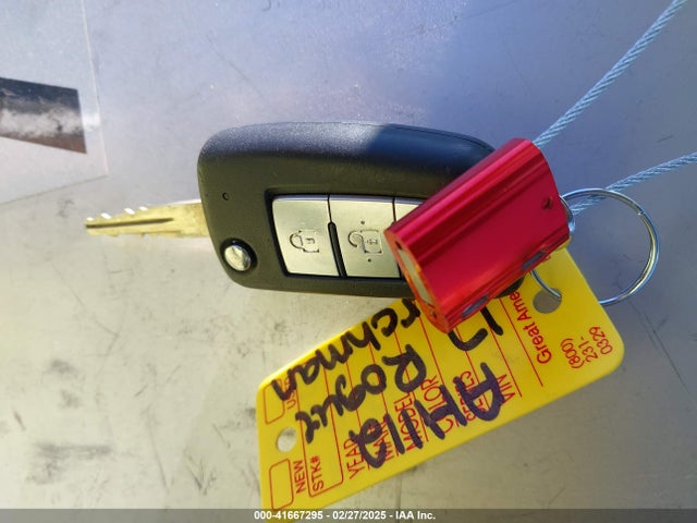 Nissan ROGUE S 2017 JN8AT2MT1HW386419 Image 11