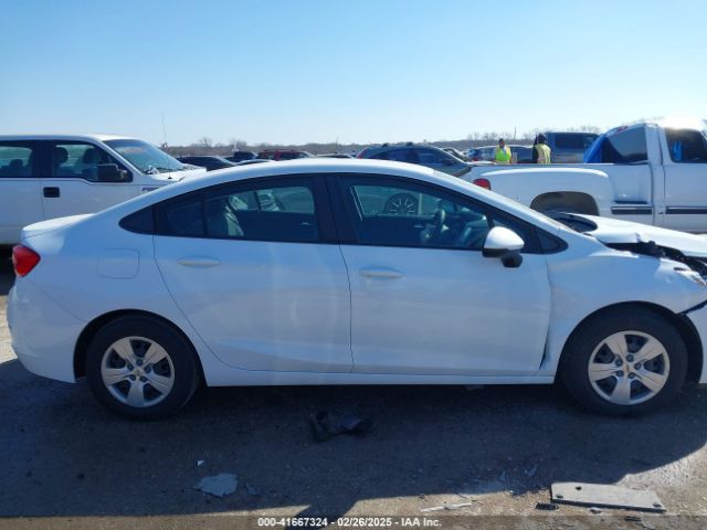 1G1BC5SM5H7156009 Chevrolet Cruze Ls Auto