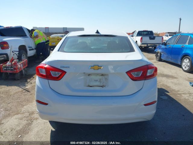 1G1BC5SM5H7156009 Chevrolet Cruze Ls Auto
