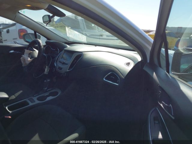 1G1BC5SM5H7156009 Chevrolet Cruze Ls Auto