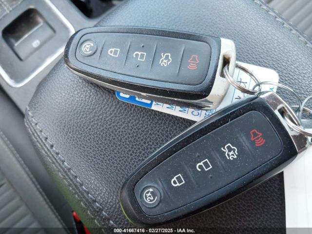 1FMCU0GD8KUB06746 Ford ESCAPE SE