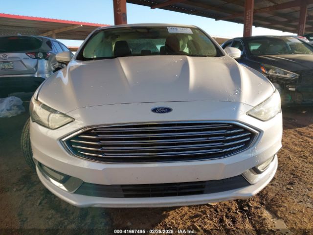 3FA6P0HD1HR167756 Ford FUSION SE