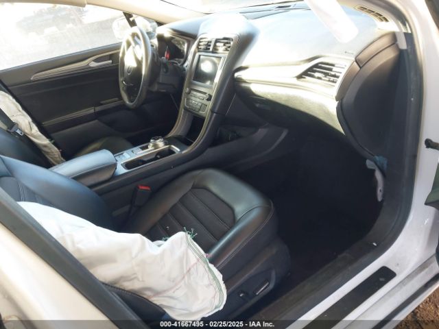 3FA6P0HD1HR167756 Ford FUSION SE