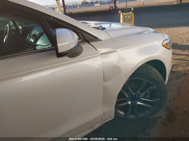 3FA6P0HD1HR167756 Ford FUSION SE