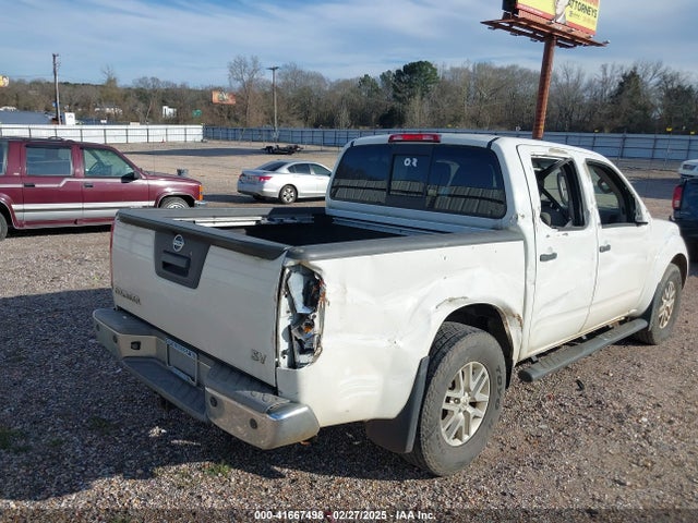 1N6AD0ER7HN767629 Nissan 2017