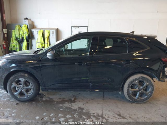 1FMCU9MNXRUB60884 Ford Escape St-line