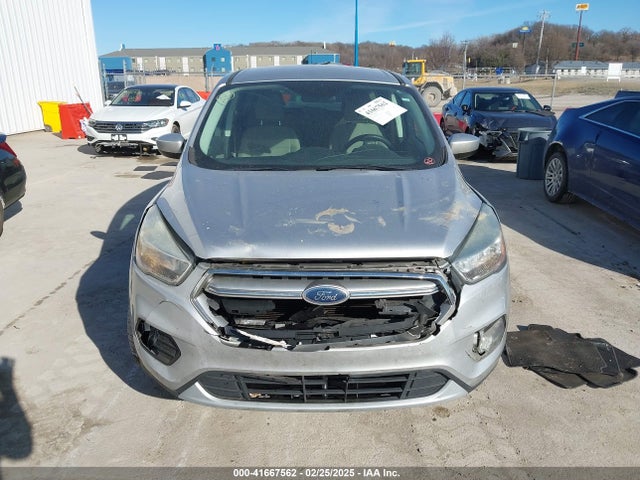 1FMCU0GD3HUD16065 Ford ESCAPE SE