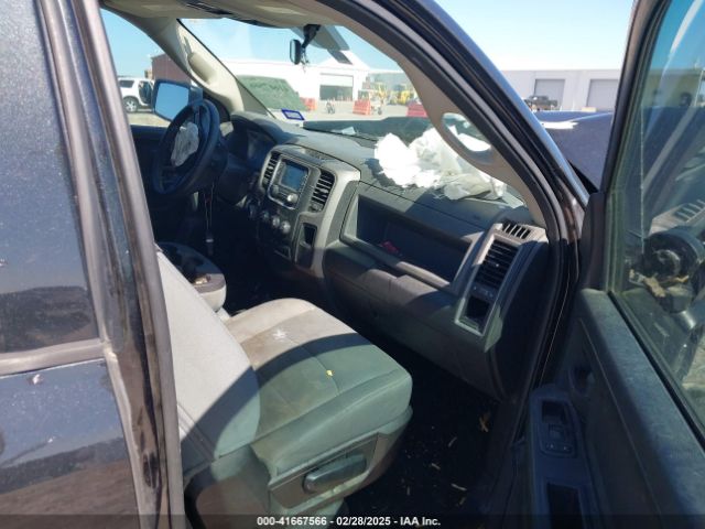 1C6RR6KT3HS601837 RAM 1500 Express  4x2 5'7 Box