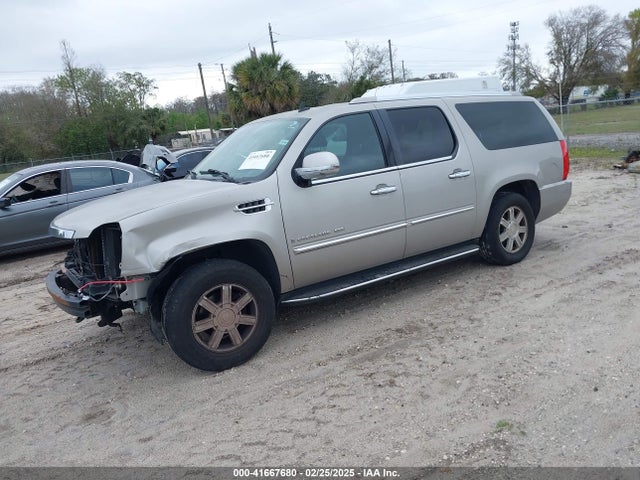 2008 CADILLAC ESCALADE ESV 1GYFK66858R153981 Photo 1