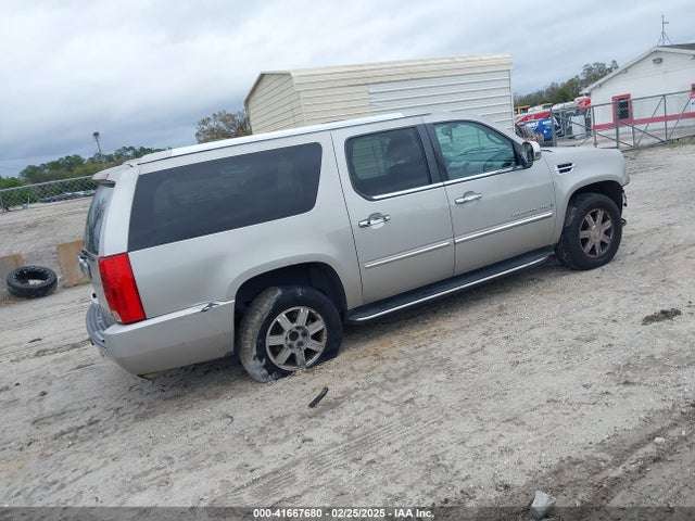 2008 CADILLAC ESCALADE ESV 1GYFK66858R153981 Photo 3