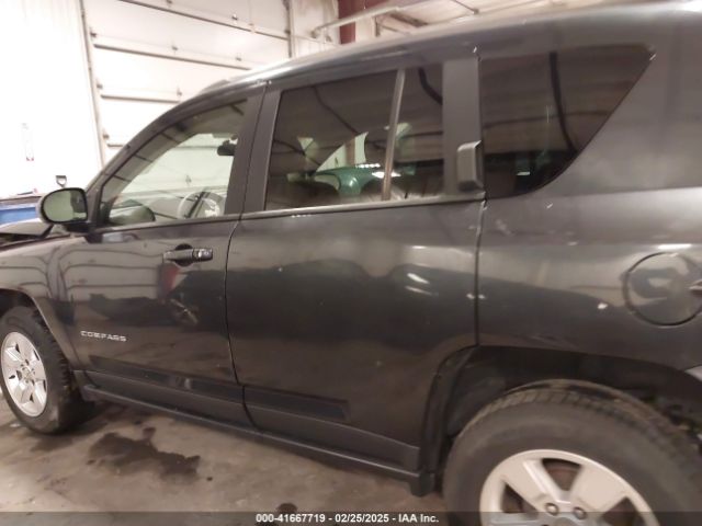 1C4NJCBA8ED531277 Jeep Compass Sport