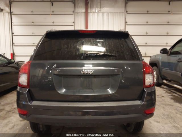 1C4NJCBA8ED531277 Jeep Compass Sport