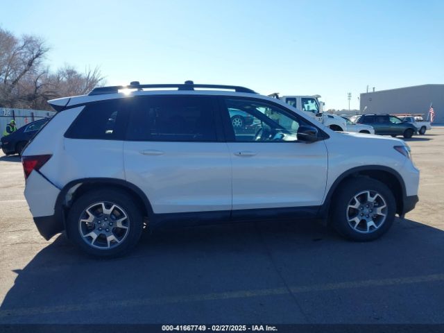 5FNYF8H60PB015912 Honda Passport Awd Trailsport