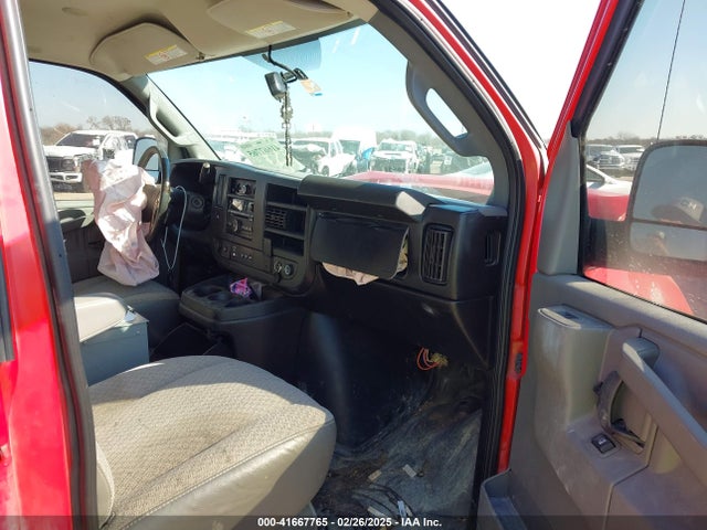 1GCWGAFP6J1342077 Chevrolet Express 2500 Work Van