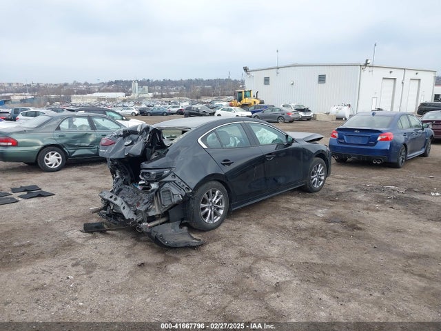 3MZBPAAL5MM254841 Mazda Mazda3 2.5 S