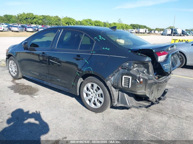 JTDEPMAE7NJ213760 Toyota COROLLA LE