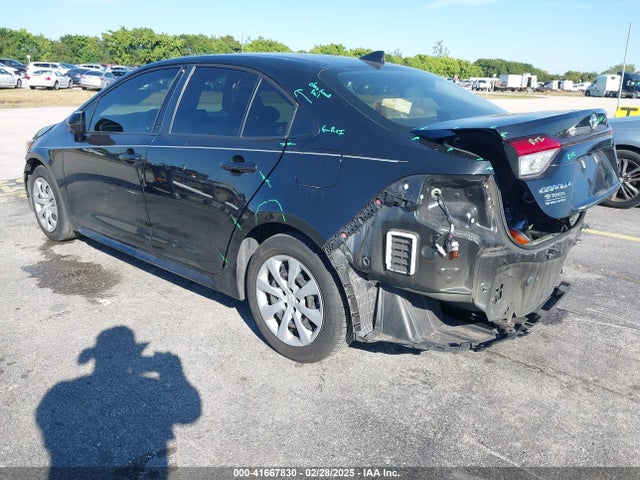 JTDEPMAE7NJ213760 Toyota COROLLA LE