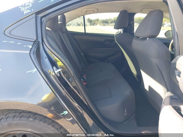 JTDEPMAE7NJ213760 Toyota COROLLA LE