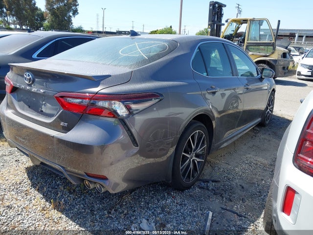4T1T11AKXNU683921 Toyota CAMRY SE