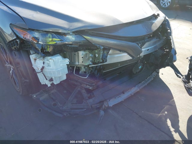4T1T11AKXNU683921 Toyota CAMRY SE