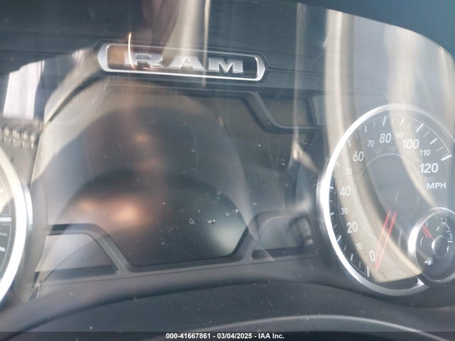 RAM 1500 2021 1C6SRFRT2MN742639 Image 7