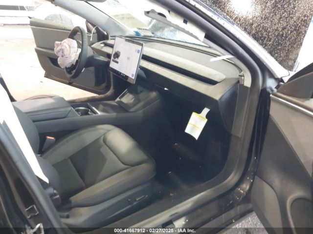 5YJ3E1EA2SF909755 Tesla Model 3 Long Range Rear-wheel Drive