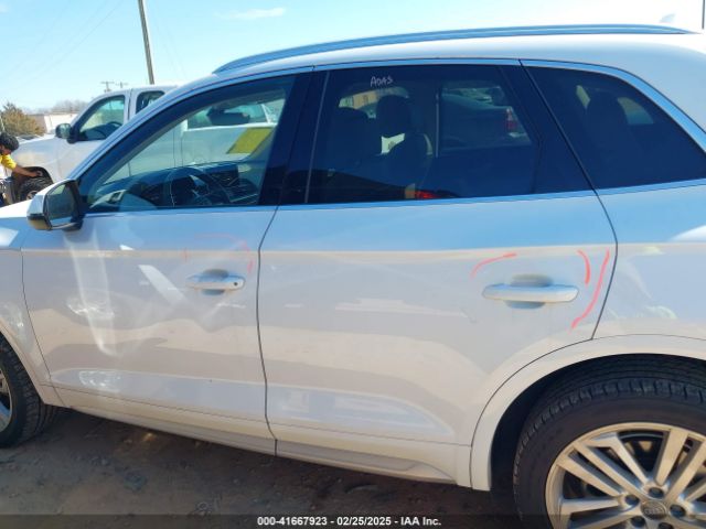 WA1BNAFYXJ2079819 Audi Q5 2.0t Premium/2.0t Tech Premium