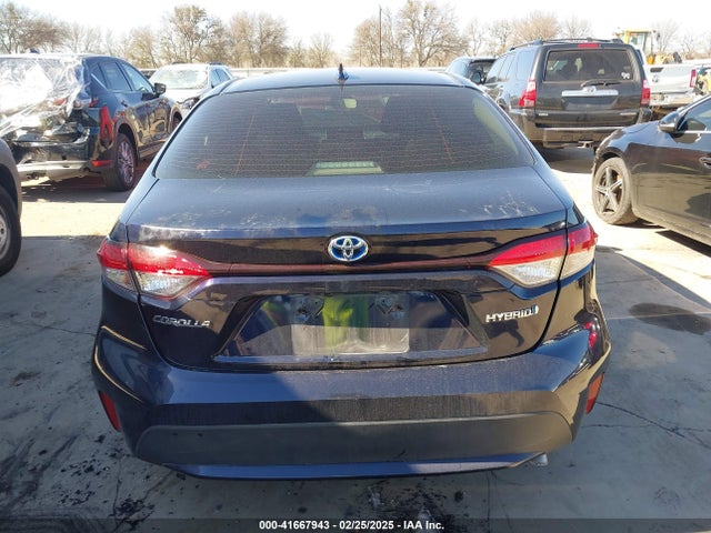 Toyota Corolla Hybrid Le 2021 JTDEAMDE2MJ030147 Image 17